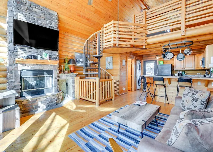 Cozy Mountain Across From Snow King Mtn! Holiday home *