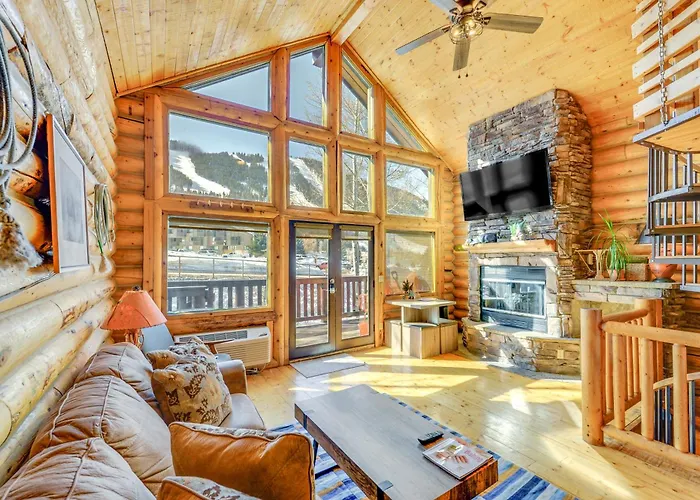 Cozy Mountain Across From Snow King Mtn! Holiday home Jackson